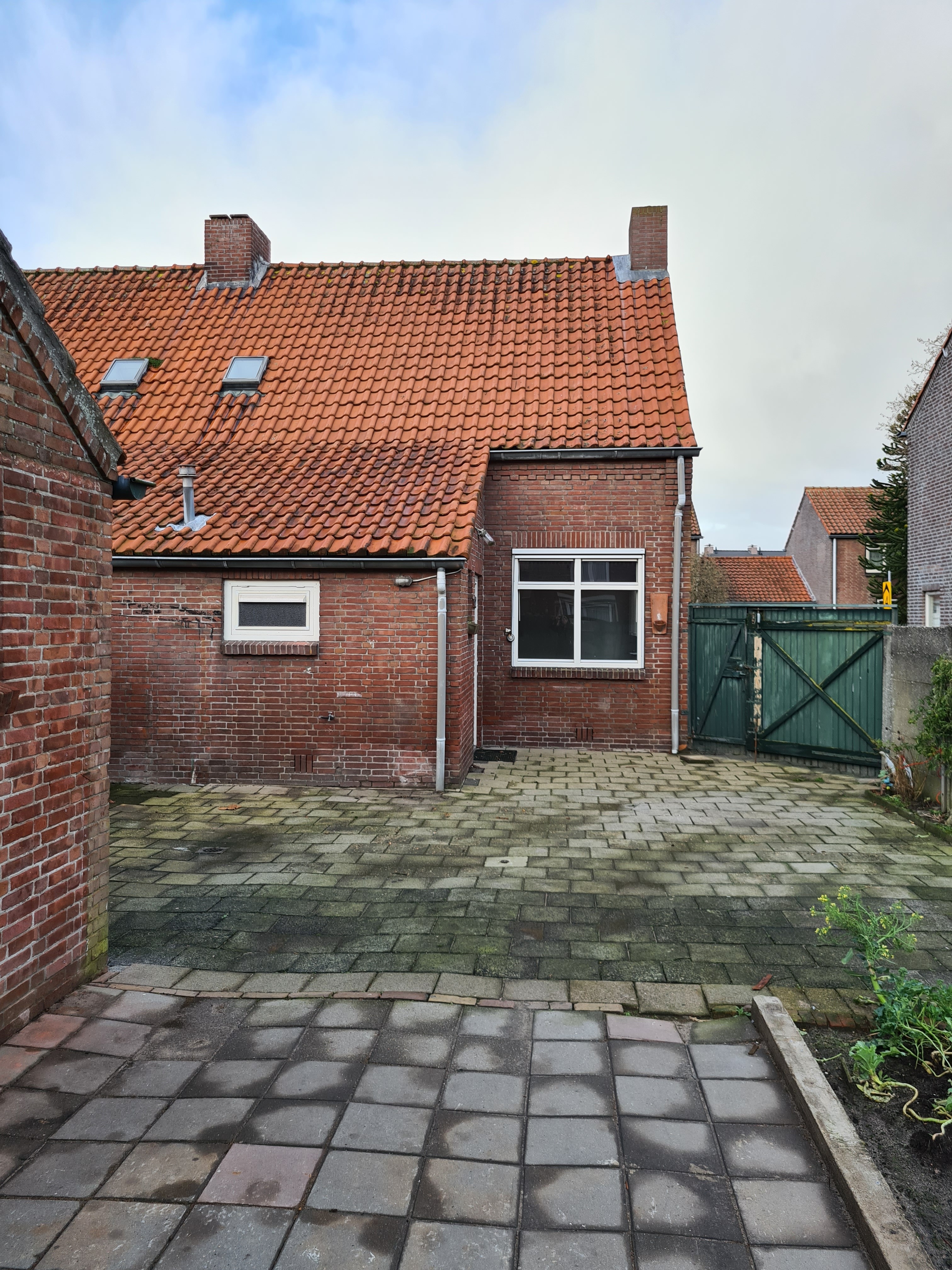 Burgemeester van Poppelstraat 102