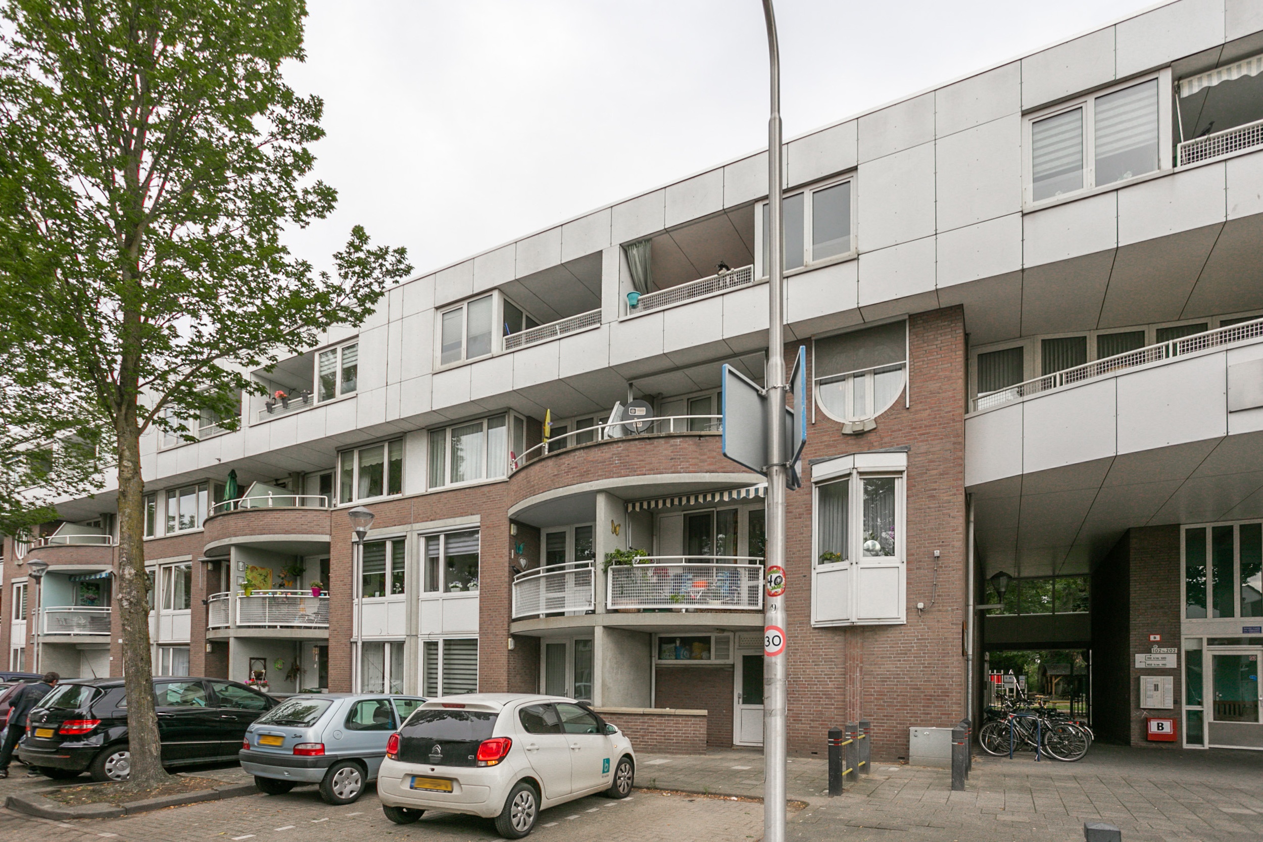 Bisschop Bekkerslaan 148, 5046 JH Tilburg, Nederland
