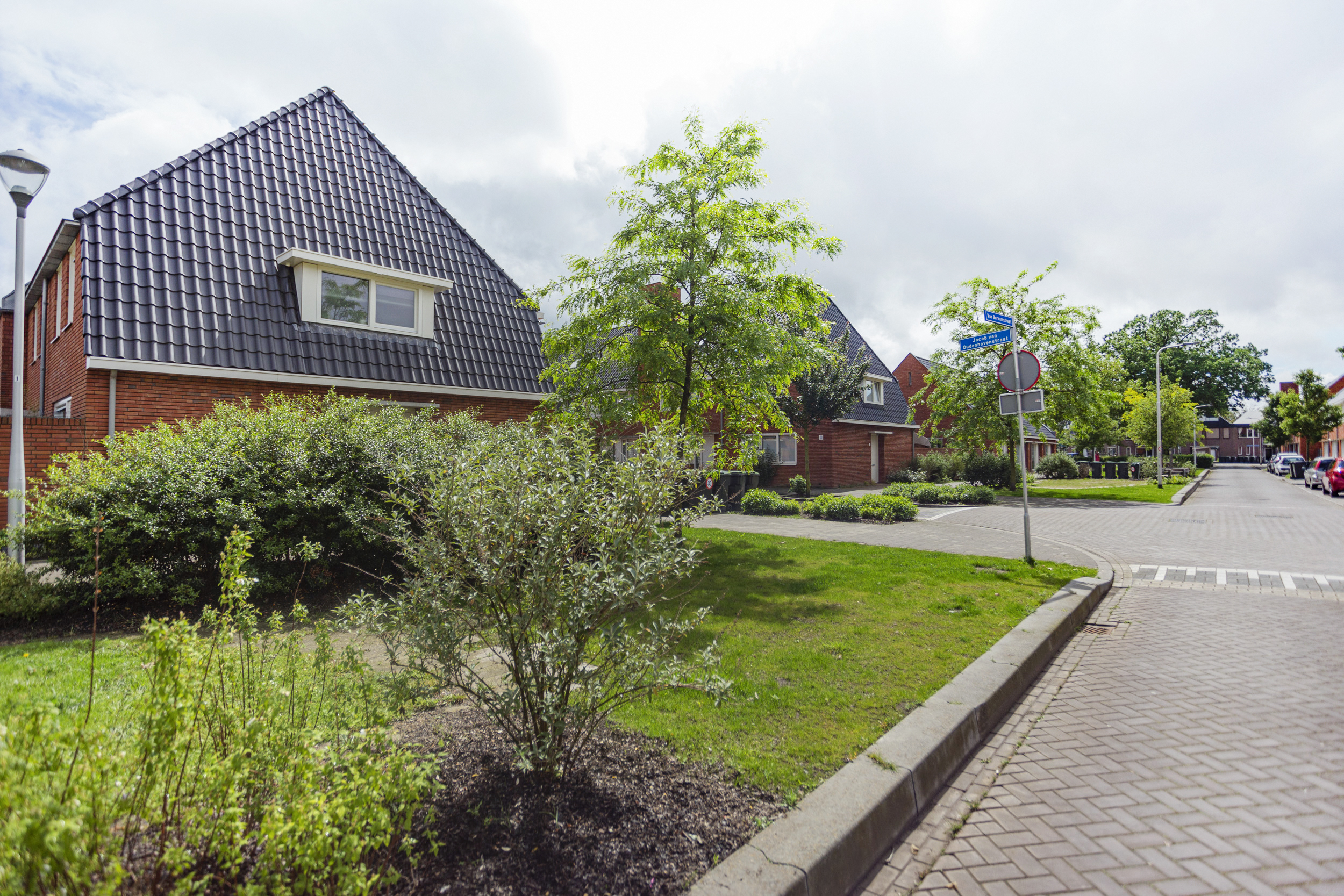 Van Berkumstraat 1
