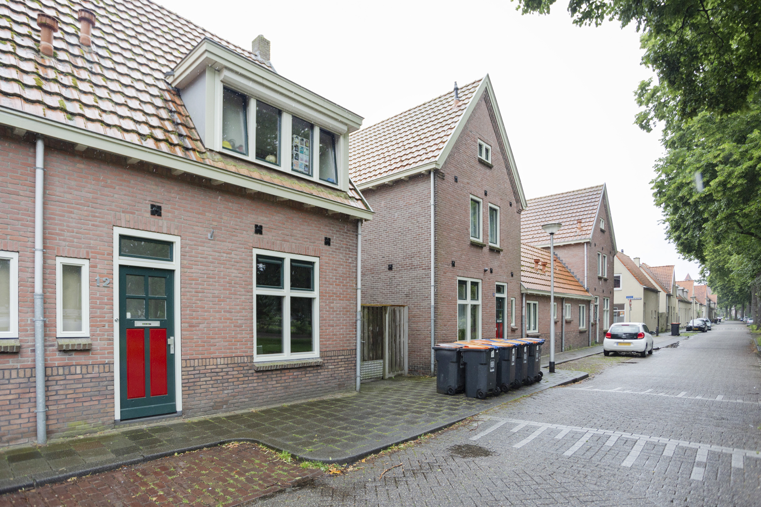 Ruysdaelstraat 12