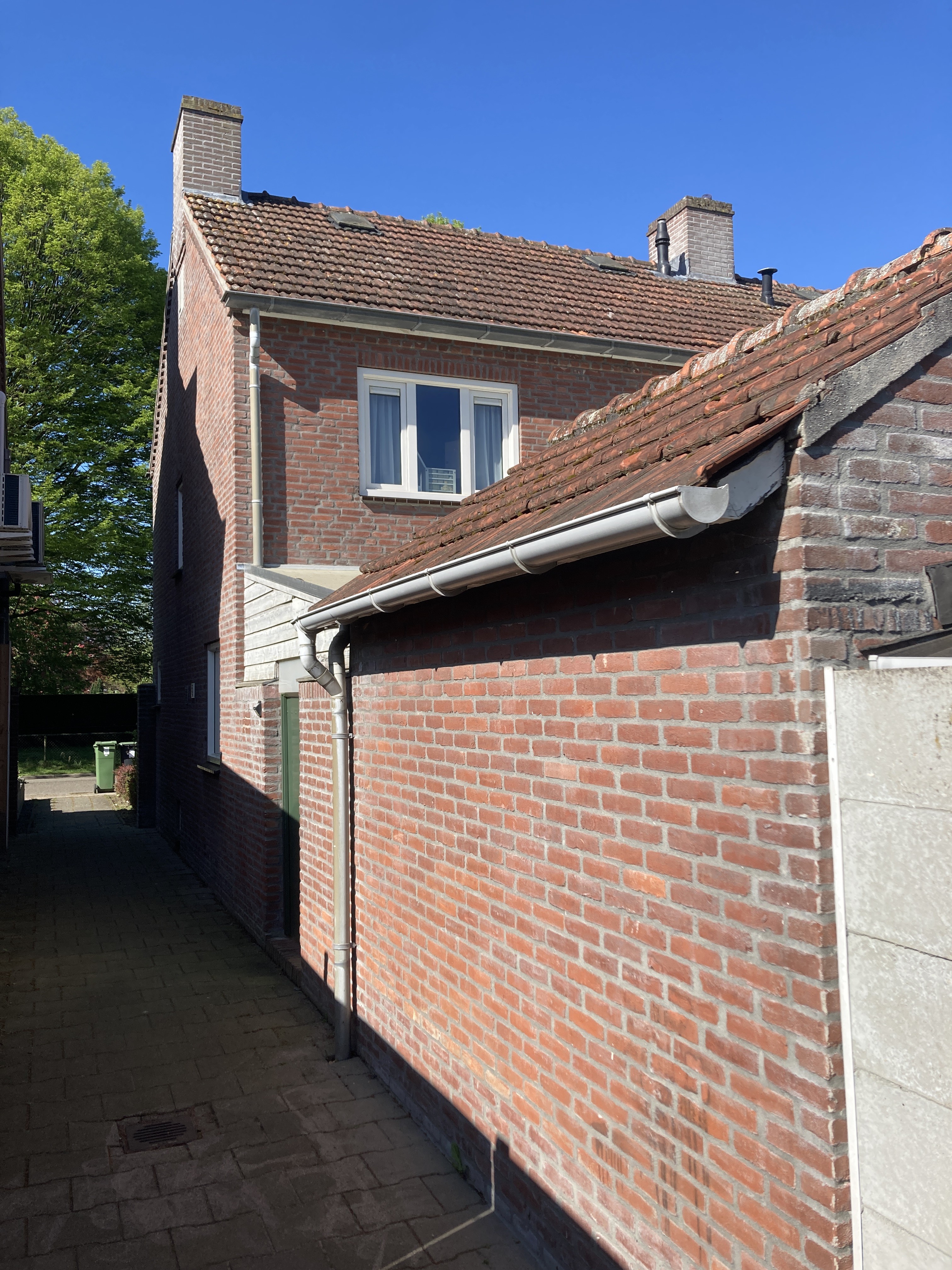 Secretaris van Den Hoevelstraat 23