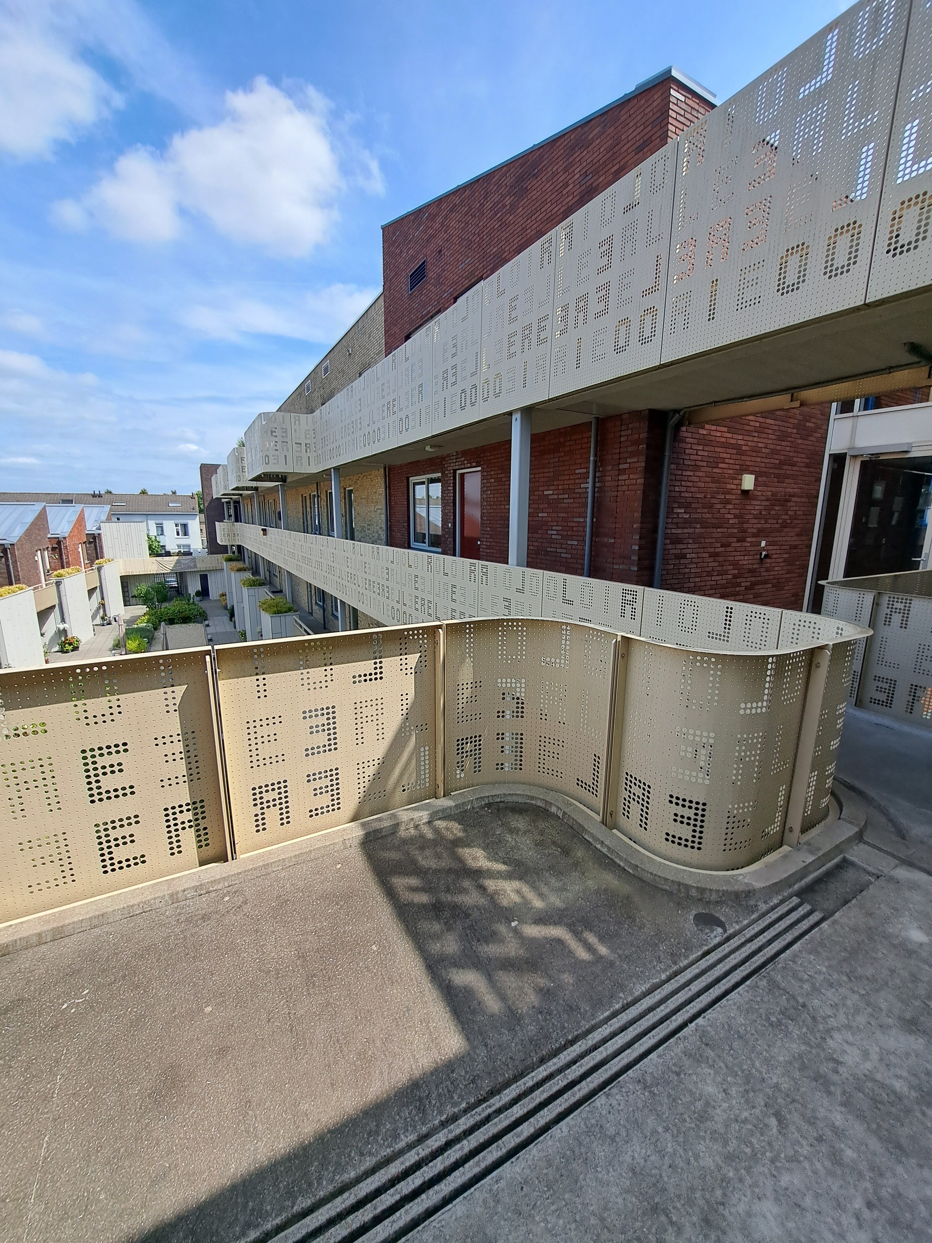 Anton Pieckplein 105