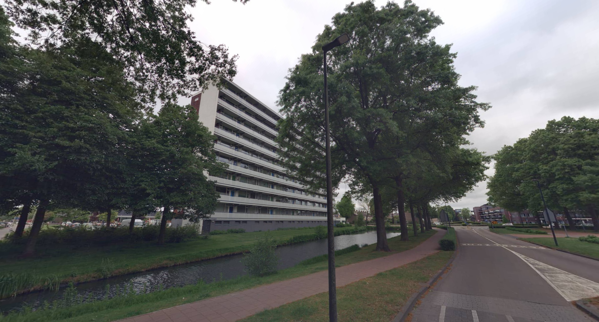 Professor de Savornin Lohmanpark 39