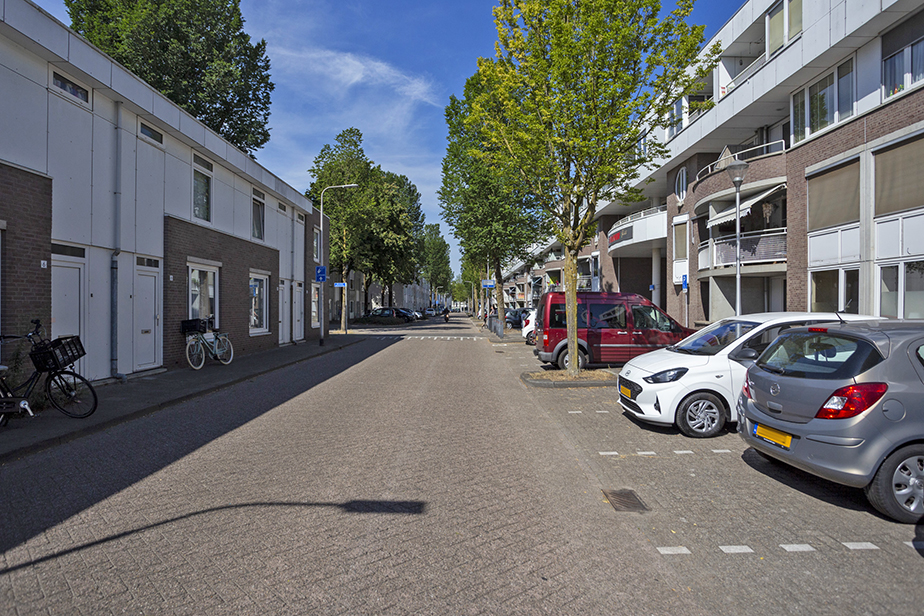 Pastoor Sprengersstraat 8