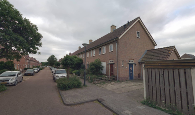 Pater van den Elzenstraat 2