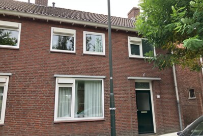 Pastoor van der Meijdenstraat 99