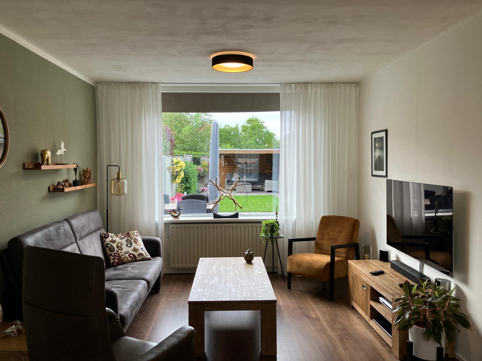 Pastoor van der Meijdenstraat 99