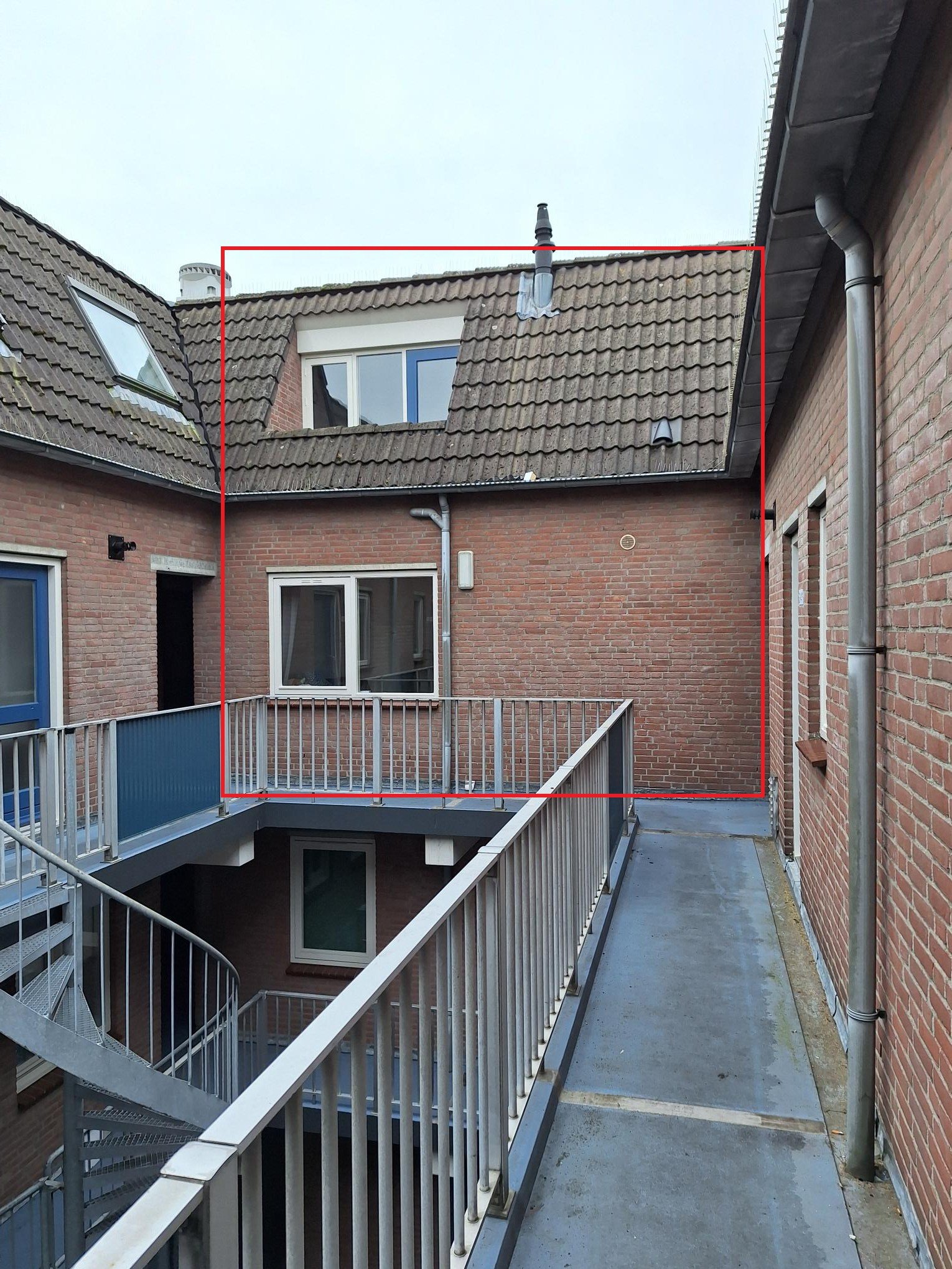 Grotestraat 294J, 5142 CC Waalwijk, Nederland