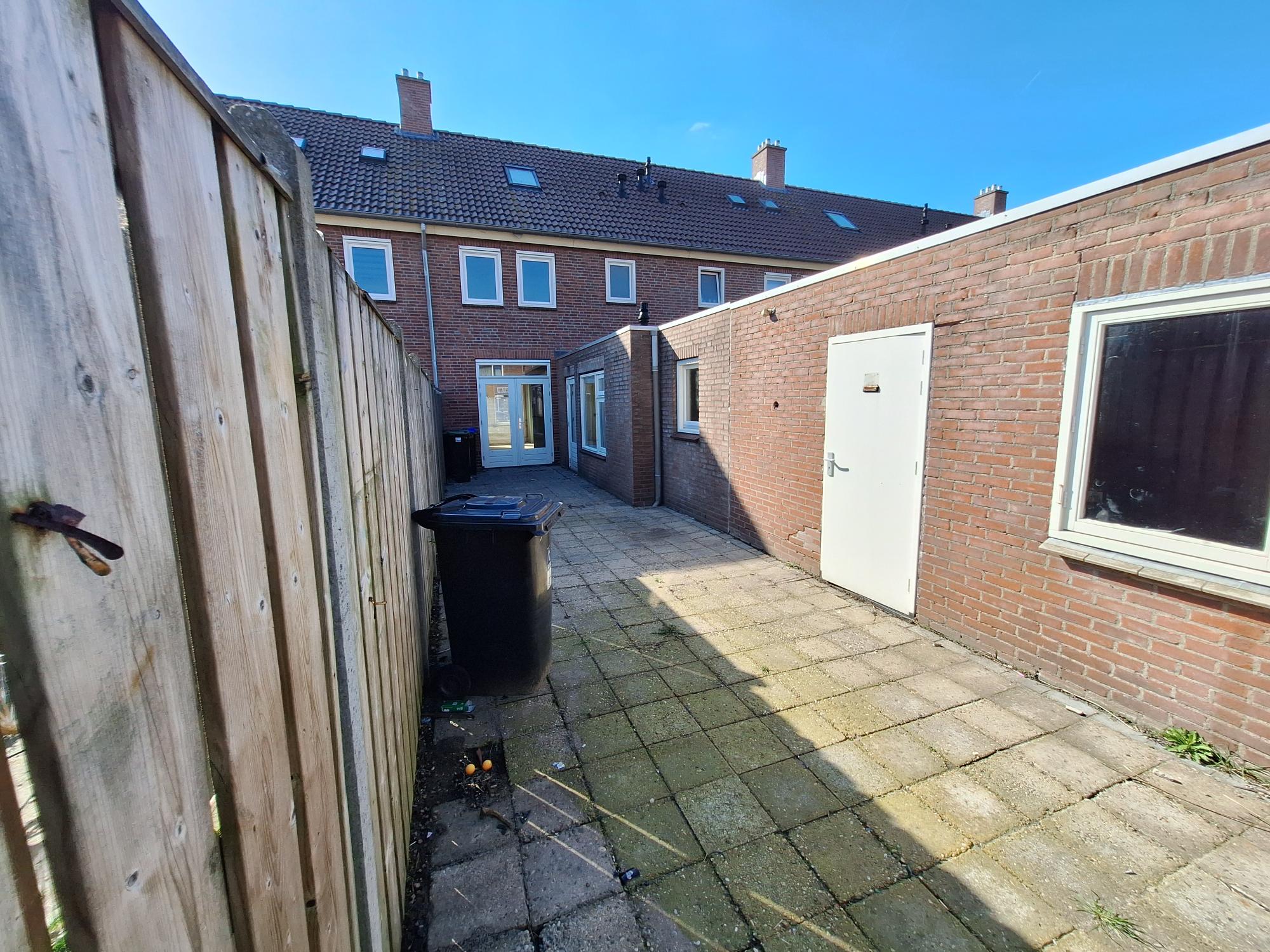 Pater van den Elzenstraat 33