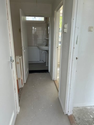 Kruizemuntweg 24