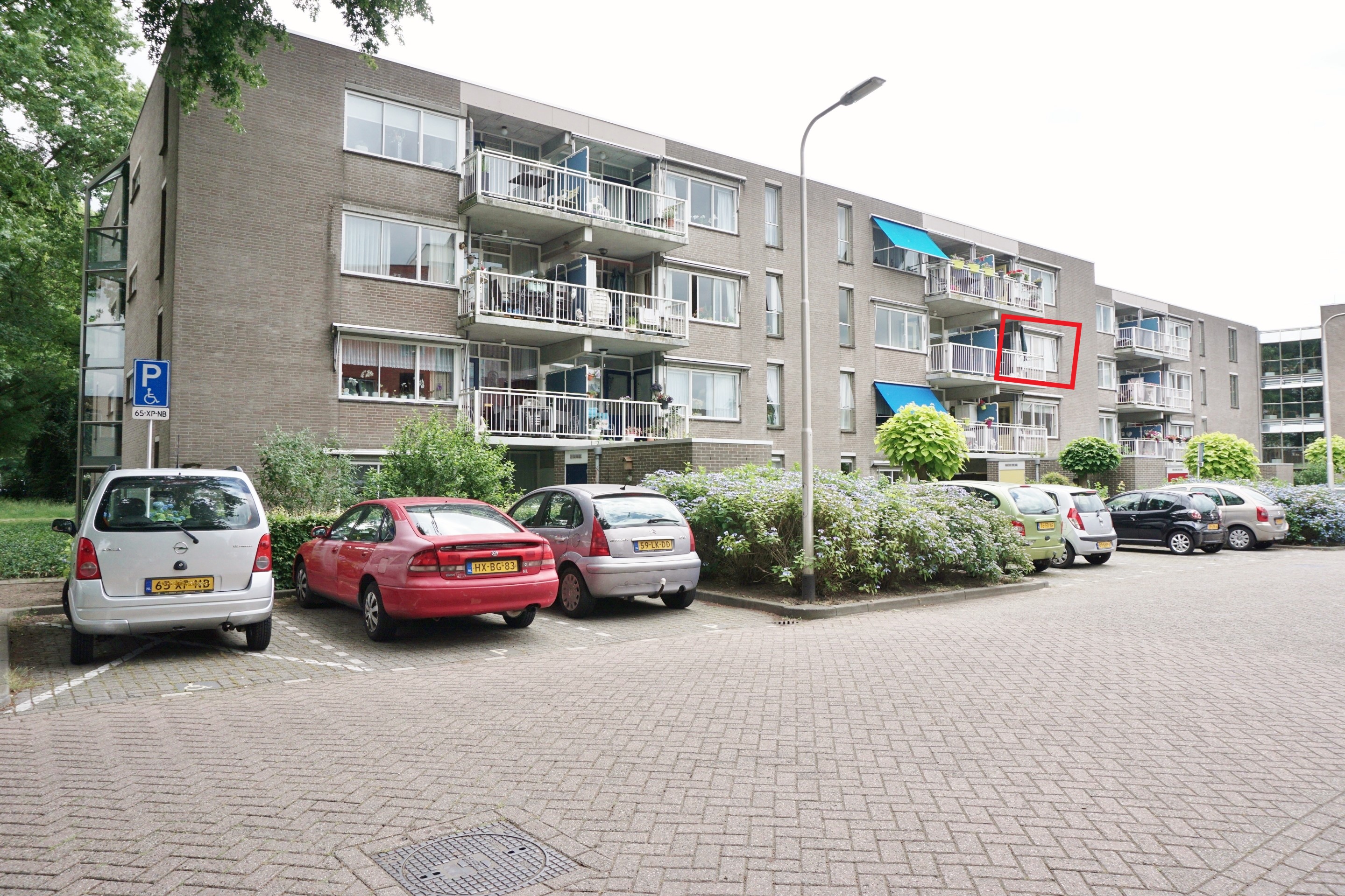 Steve Bikohof 48, Tilburg