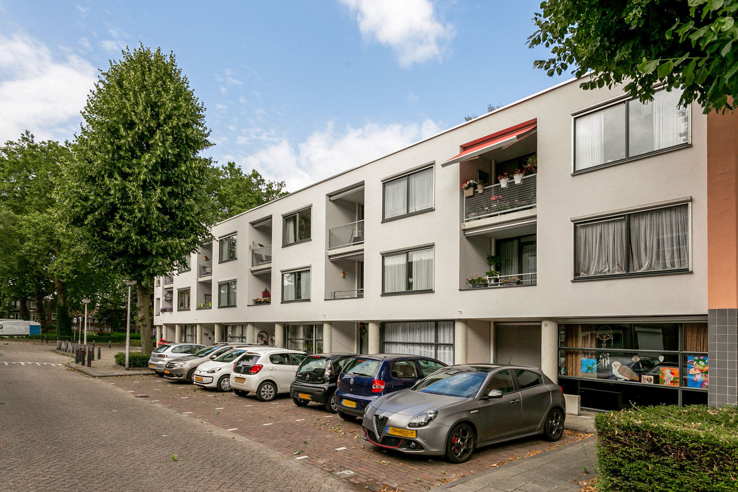 Bisschop van de Venstraat 102