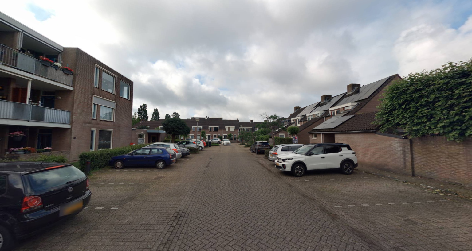 Hofstad 82