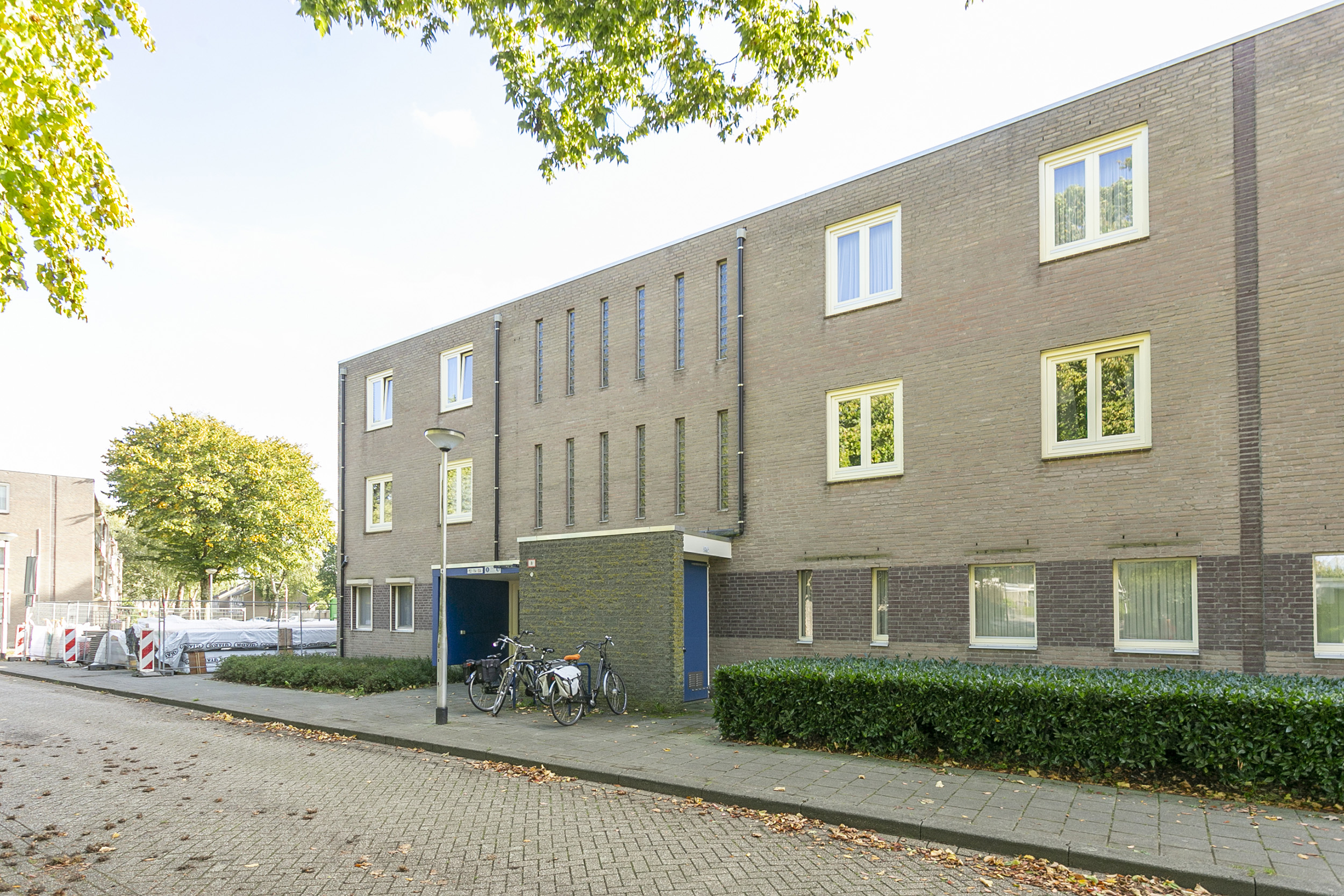 Juralaan 84