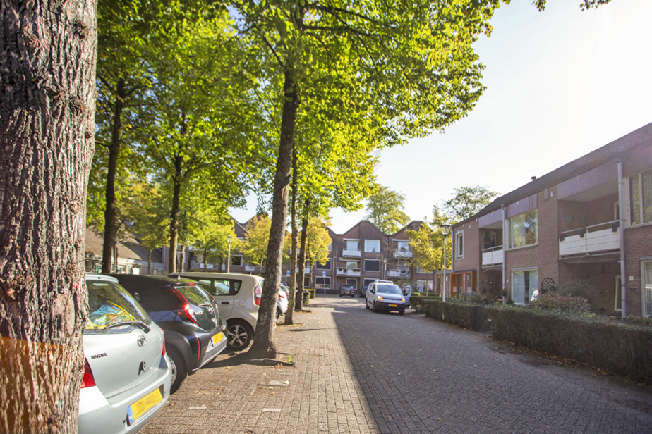 Berlagehof 94